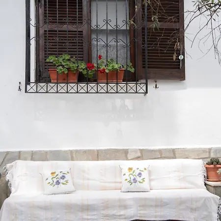 Sea View Traditional