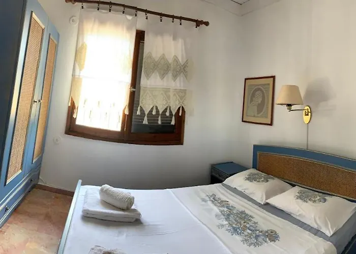 Sea View Traditional