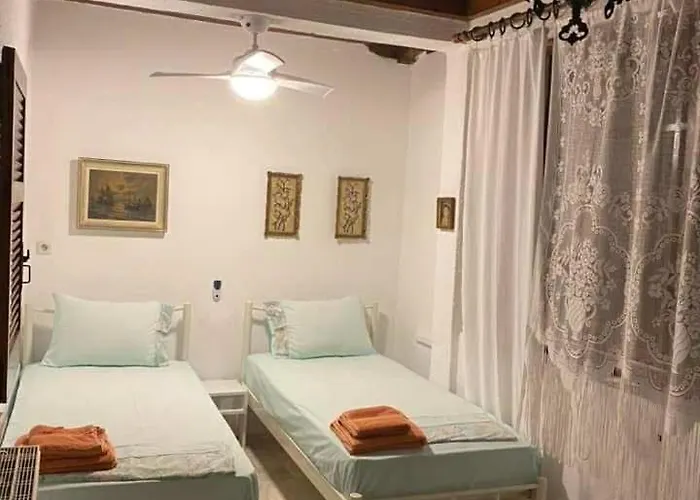 Sea View Traditional 보우르보우로우